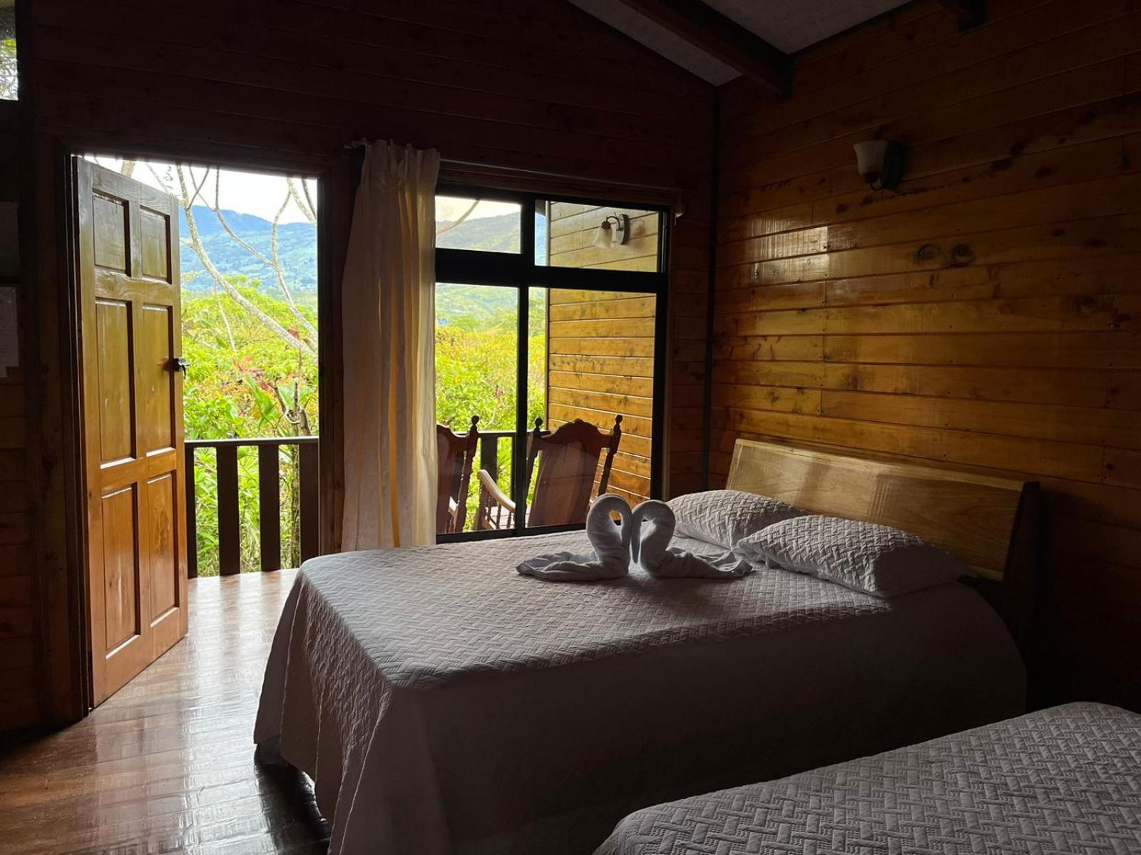 Cabanas El Bosque Turrialba Exterior foto